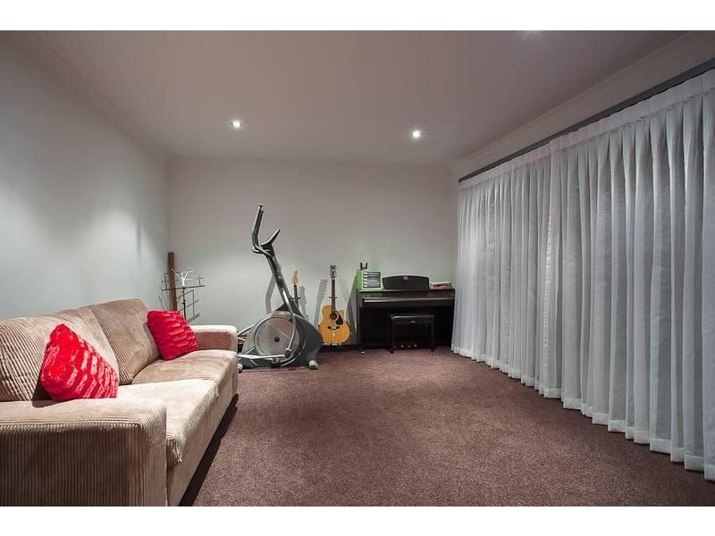 75 Honeymyrtle Loop, Forrestdale WA 6112