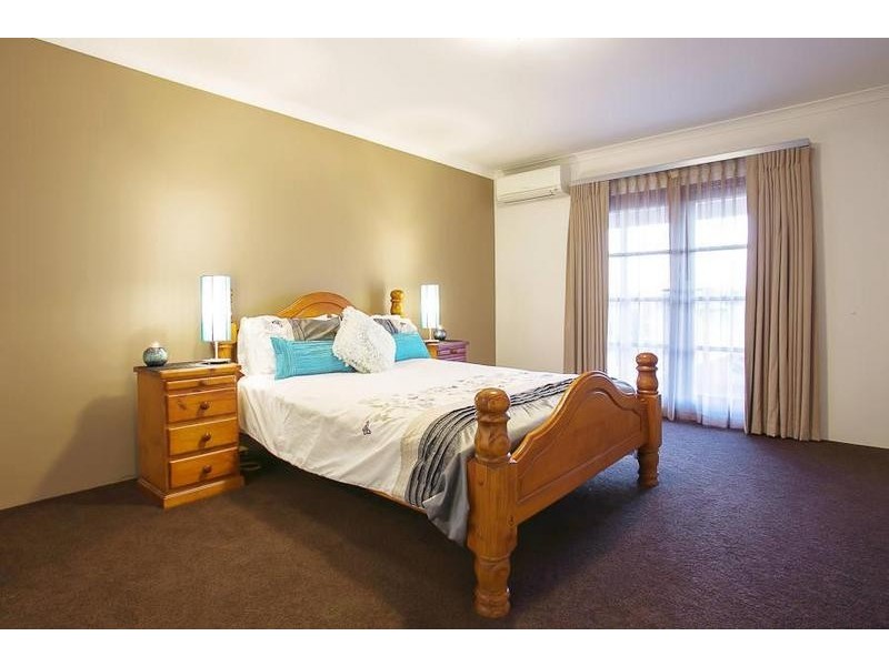 75 Honeymyrtle Loop, Forrestdale WA 6112