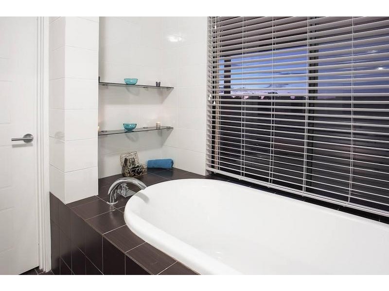 75 Honeymyrtle Loop, Forrestdale WA 6112