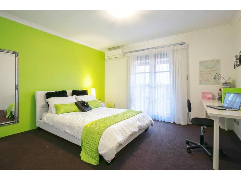 75 Honeymyrtle Loop, Forrestdale WA 6112