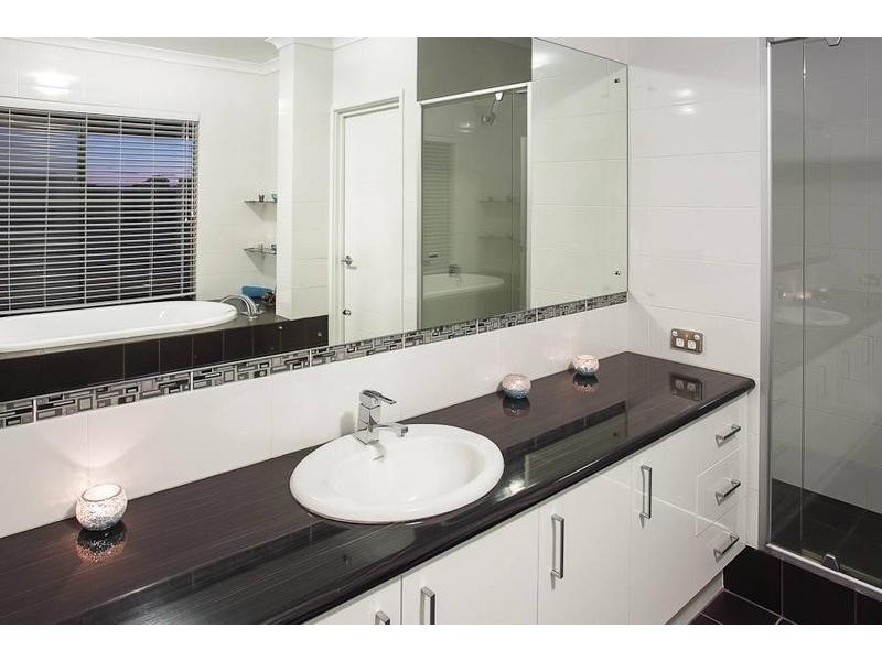 75 Honeymyrtle Loop, Forrestdale WA 6112