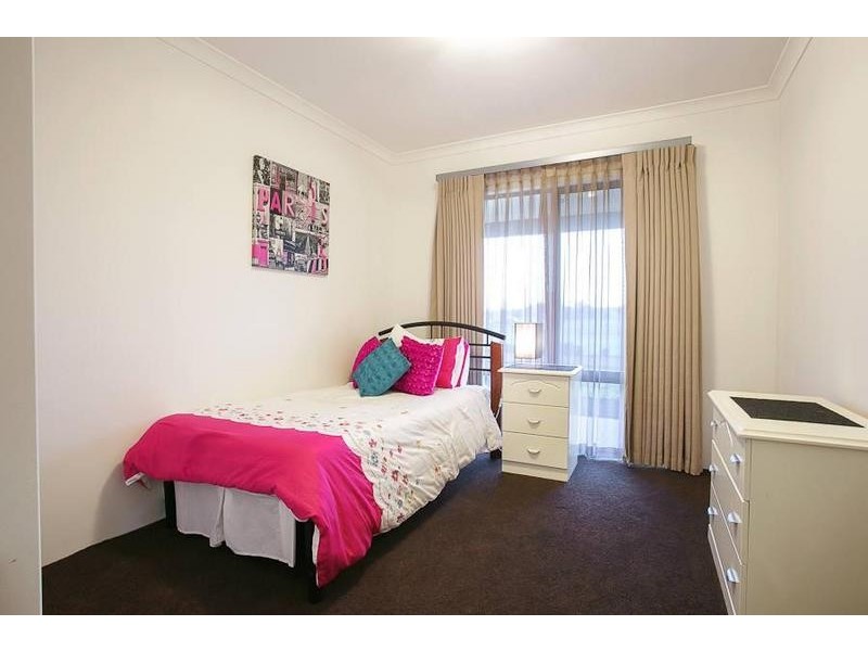 75 Honeymyrtle Loop, Forrestdale WA 6112