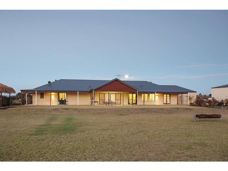 75 Honeymyrtle Loop, Forrestdale WA 6112