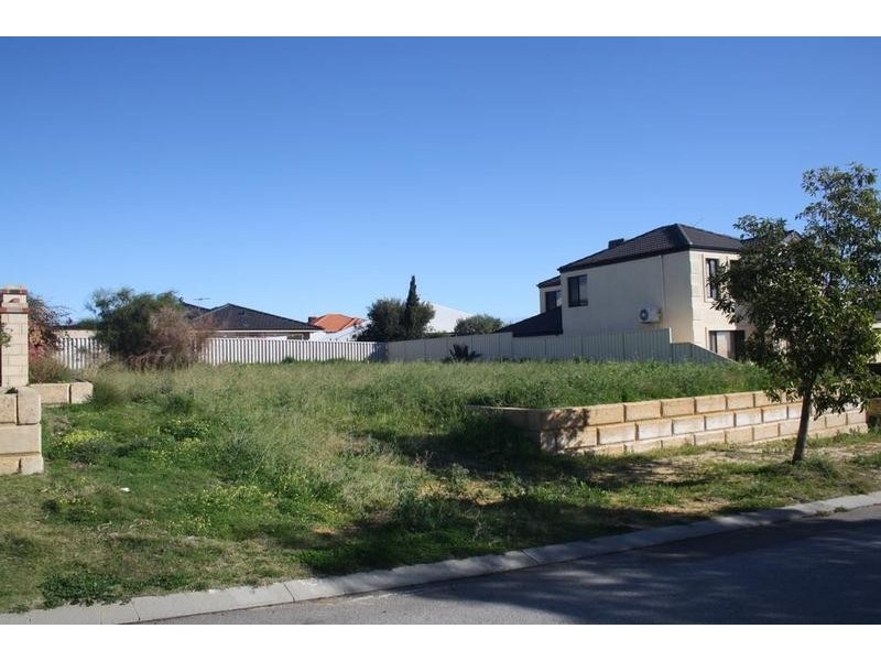 11 Dolphin Way, Yangebup WA 6164