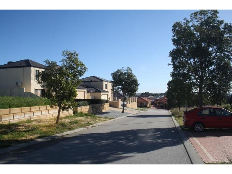 11 Dolphin Way, Yangebup WA 6164