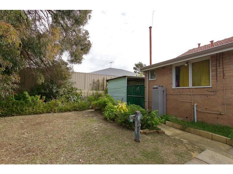 57 Waverley Road, Coolbellup WA 6163