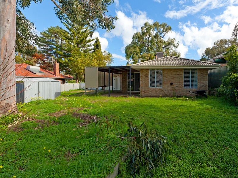 7 Calista Avenue, Calista WA 6167