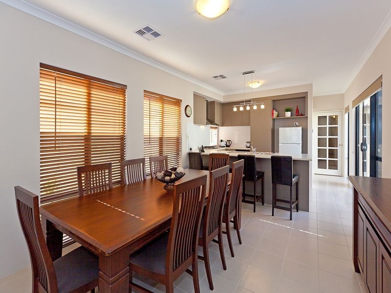 4B Spruce Terrace, Aubin Grove WA 6164