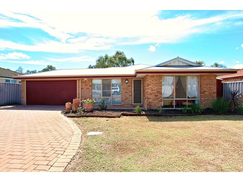 48 Derwent Crescent, Success WA 6164