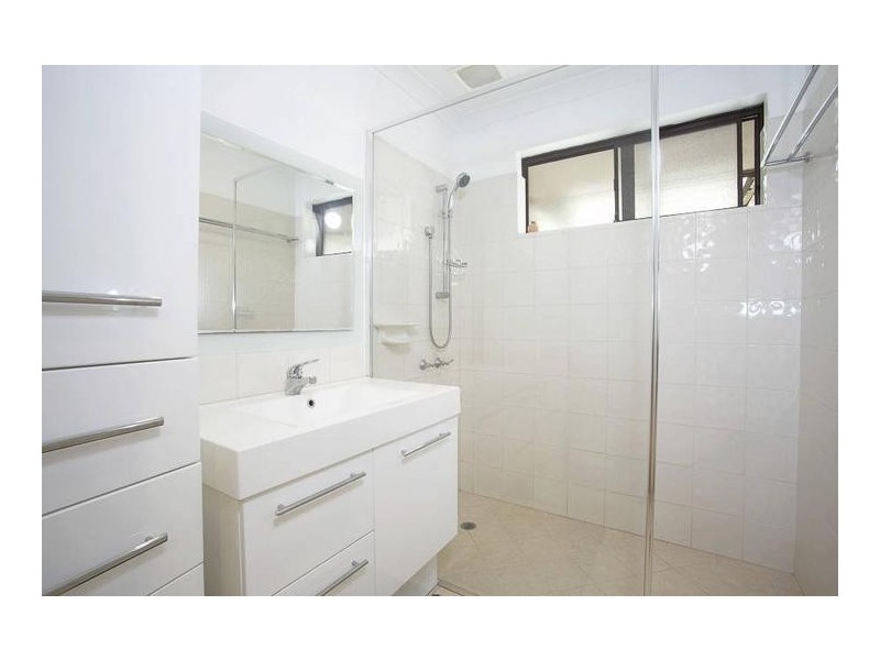 6 Tarndale Way, South Lake WA 6164