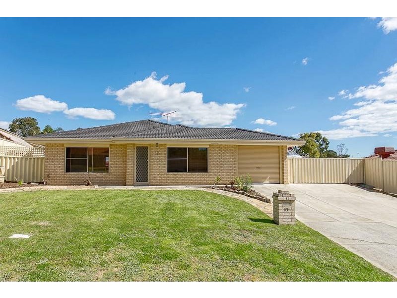 17 Shady Grove, Yangebup WA 6164