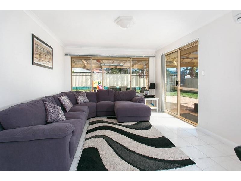 17 Shady Grove, Yangebup WA 6164