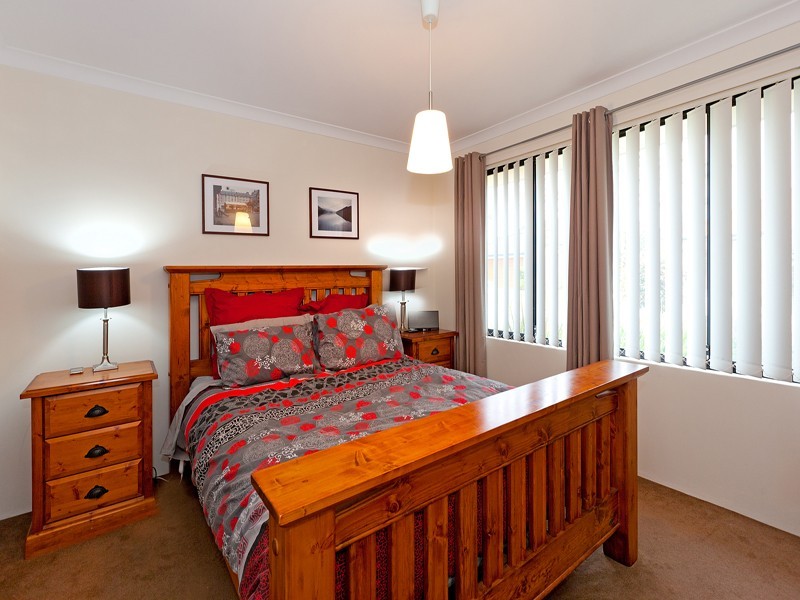 5B Waxberry Gardens, Canning Vale WA 6155