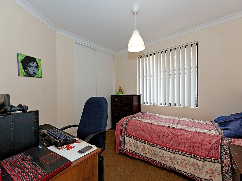 5B Waxberry Gardens, Canning Vale WA 6155