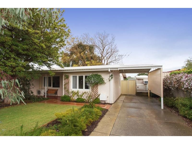 19B Florizel Street, Coolbellup WA 6163