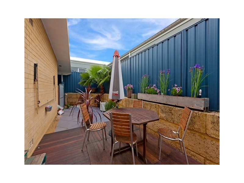 74 Ferdinand Crescent, Coolbellup WA 6163