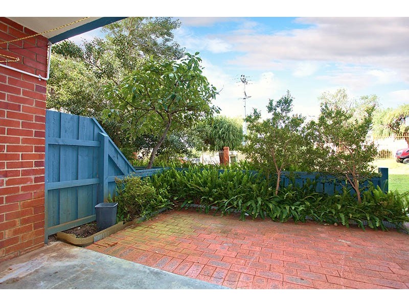2/3 Sherwood Street, Maylands WA 6051