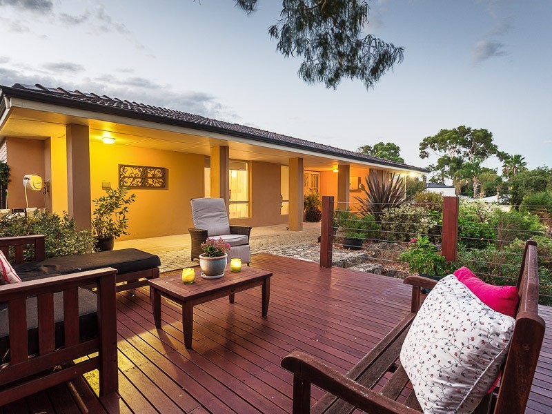 14 Masefield Avenue, North Lake WA 6163