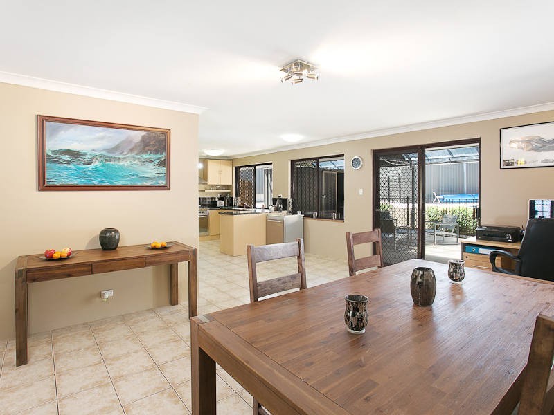 34 Plover Drive, Yangebup WA 6164