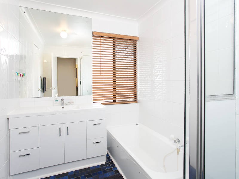 34 Plover Drive, Yangebup WA 6164