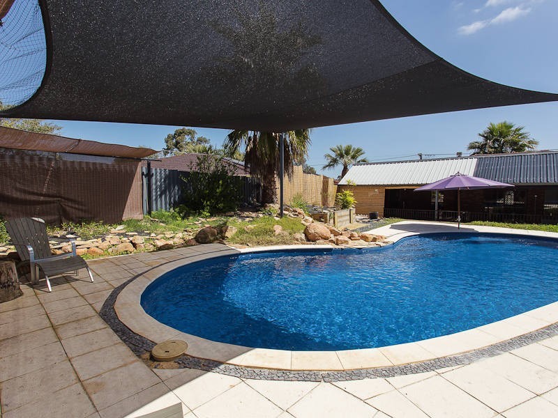 34 Plover Drive, Yangebup WA 6164