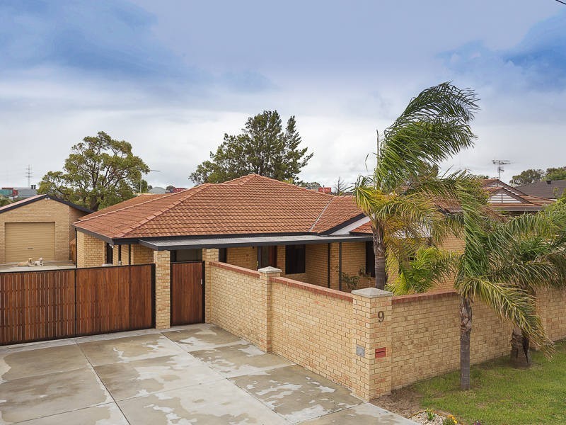 9 Begonia Close, Yangebup WA 6164