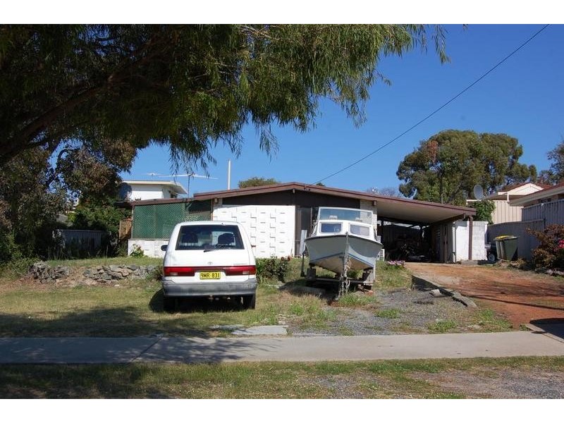 145 North Lake Road, Willagee WA 6156