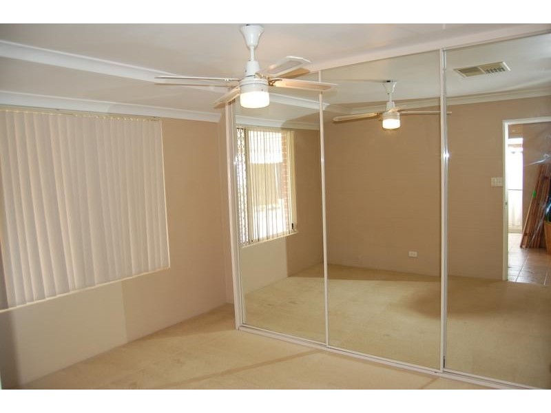 11 Rossell Place, Atwell WA 6164