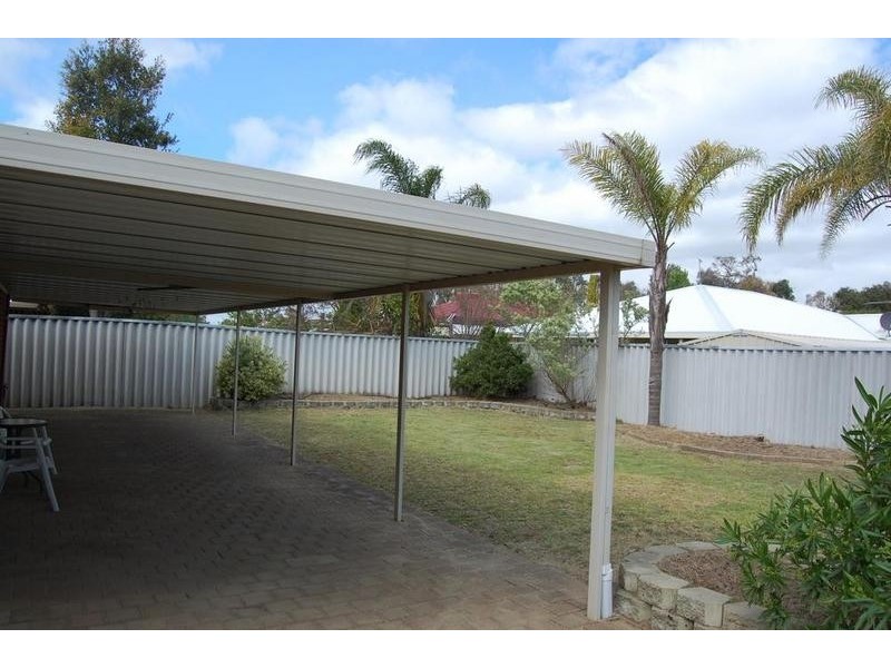 11 Rossell Place, Atwell WA 6164