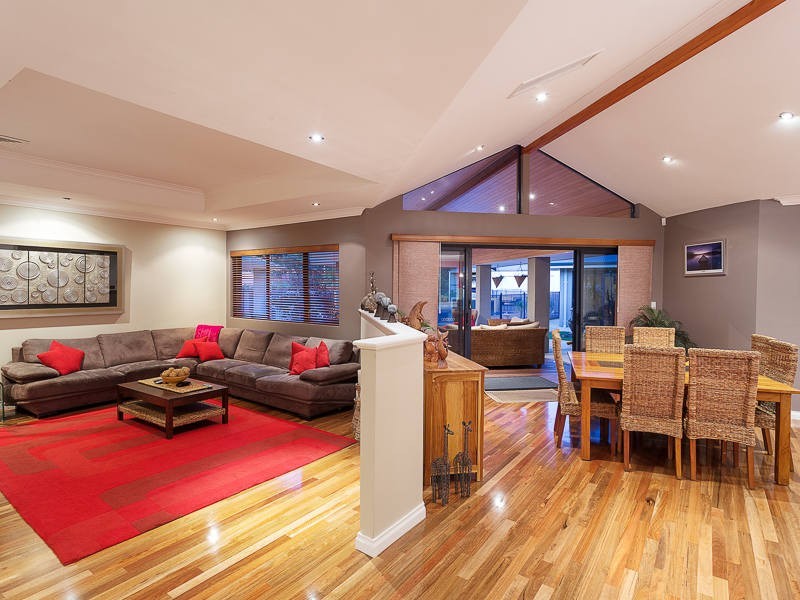 4 Algeri Link, Oakford WA 6121