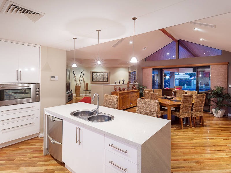 4 Algeri Link, Oakford WA 6121