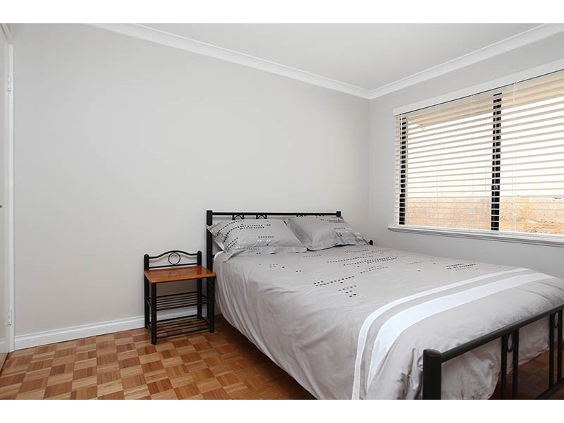 34 Hopkins Way, Spearwood WA 6163