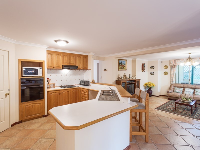 7 Millcroft Elbow, Jandakot WA 6164