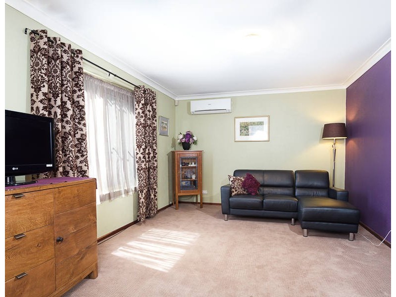 12 Whitmore Place, Coolbellup WA 6163