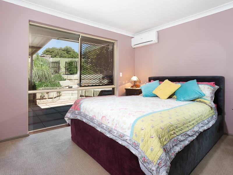 12 Whitmore Place, Coolbellup WA 6163