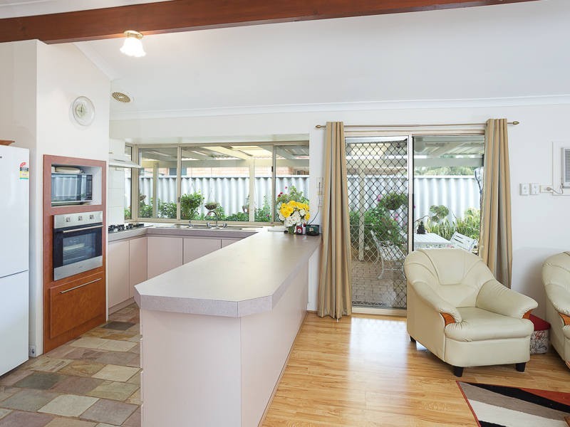 19 Park Lane, Canning Vale WA 6155