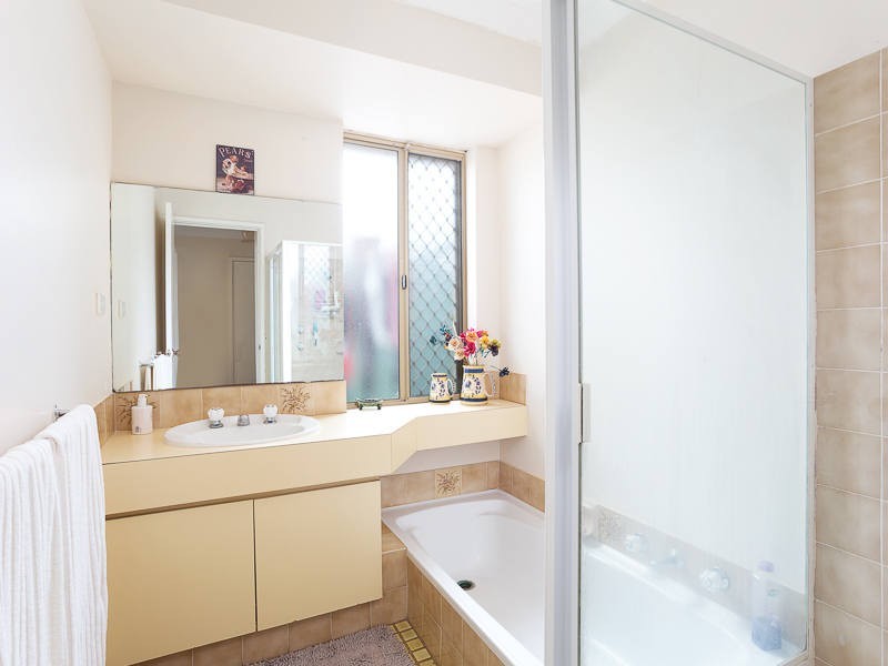 17 Masefield Avenue, North Lake WA 6163