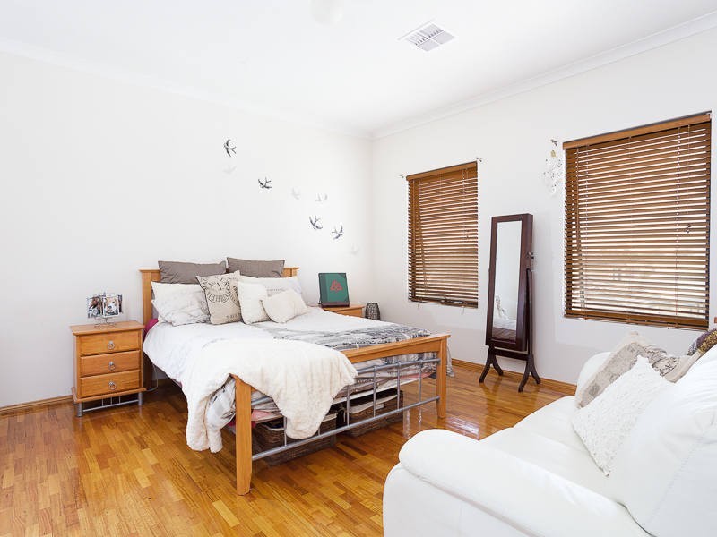 76 Forillion Avenue, Bibra Lake WA 6163