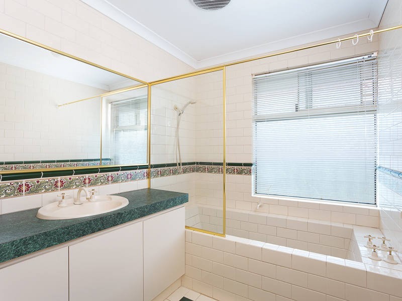 2 Croll Court, Beeliar WA 6164