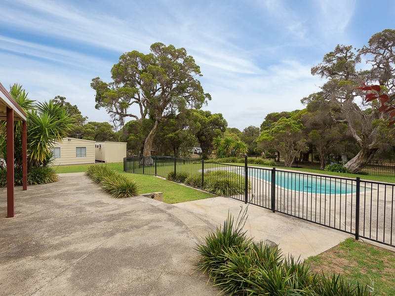 29 Brooks Place, Wandi WA 6167