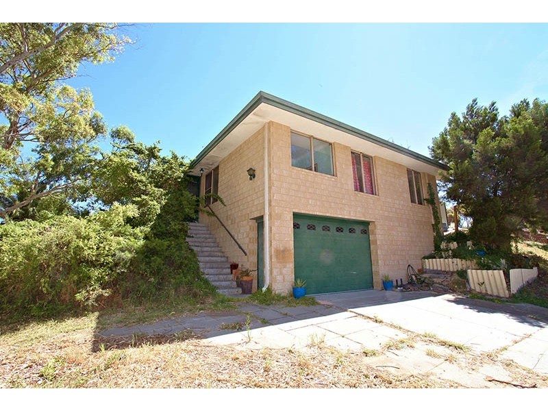 1 Seaview Place, Quinns Rocks WA 6030
