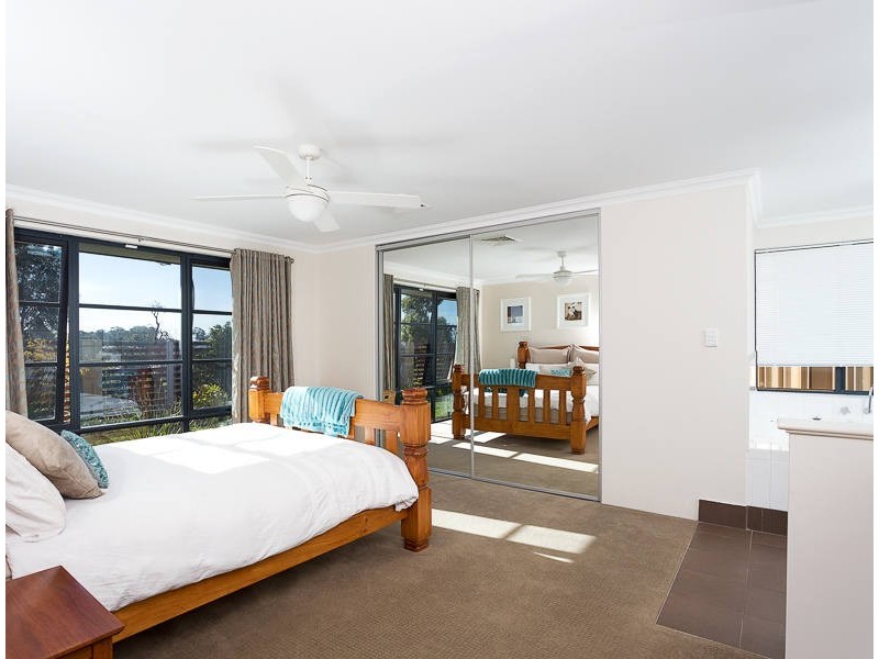 16 Friarbird Terrace, Beeliar WA 6164