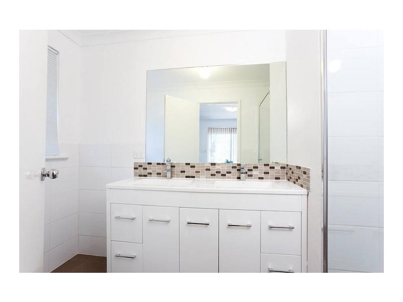 2 Ocean Place, Waikiki WA 6169