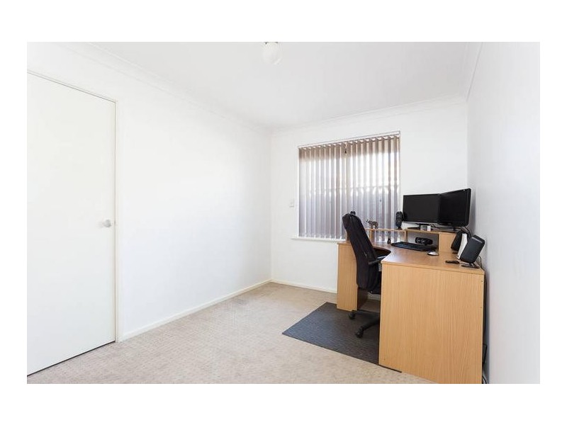 2 Ocean Place, Waikiki WA 6169