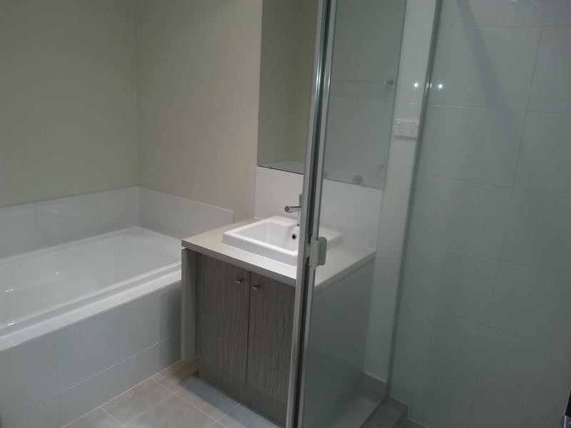 32/1 Pitta Corner, Success WA 6164