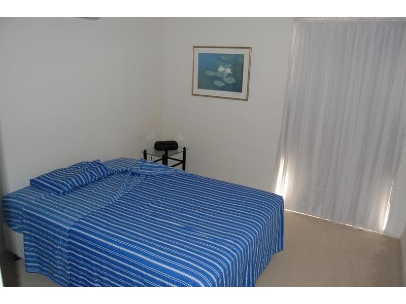 32/1 Pitta Corner, Success WA 6164