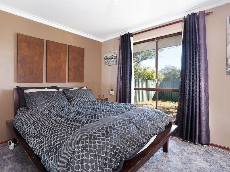 42 James Street, Gosnells WA 6110