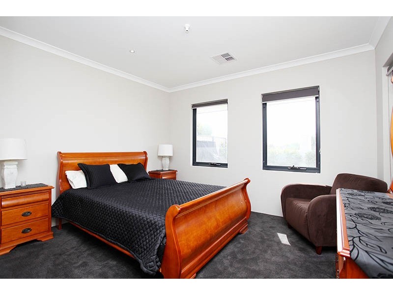 37 Armand Drive, Aubin Grove WA 6164