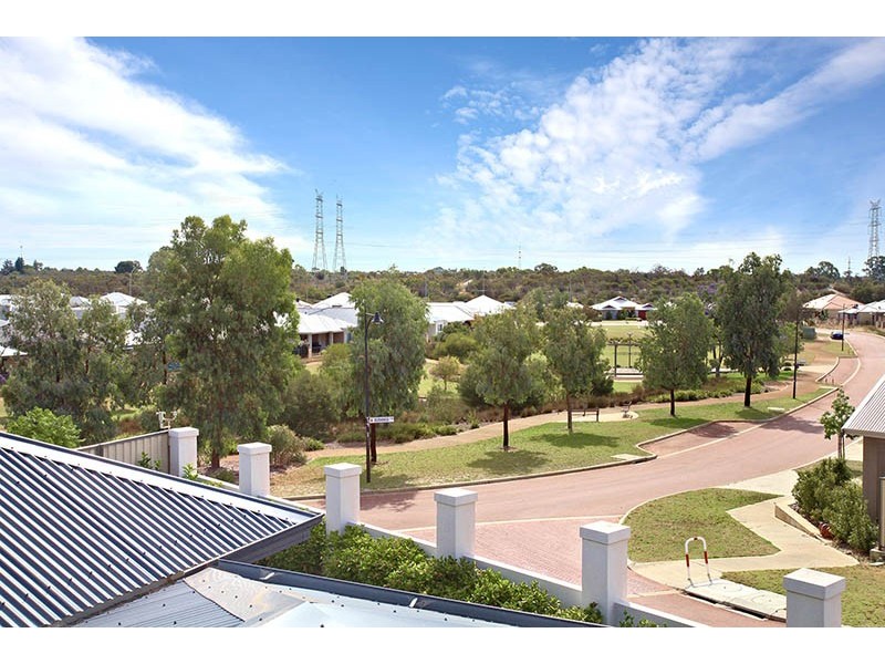 37 Armand Drive, Aubin Grove WA 6164