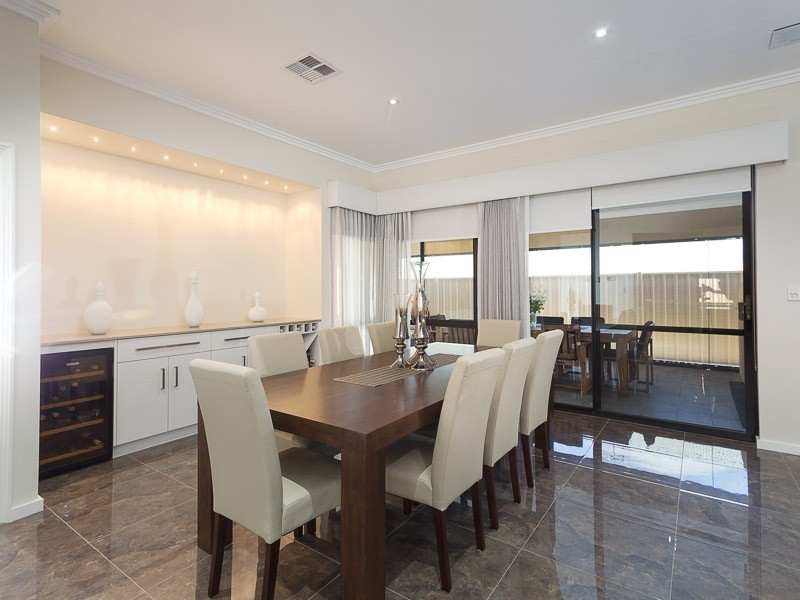 4 Redheart Way, Beeliar WA 6164